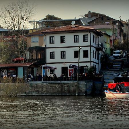 Bed and Breakfast Faik Bey Konagi Golyazi Exteriér fotografie