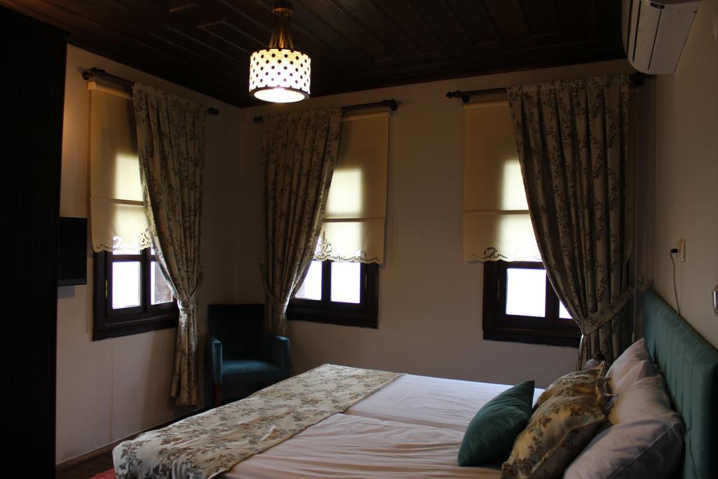 Bed and Breakfast Faik Bey Konagi Golyazi Pokoj fotografie